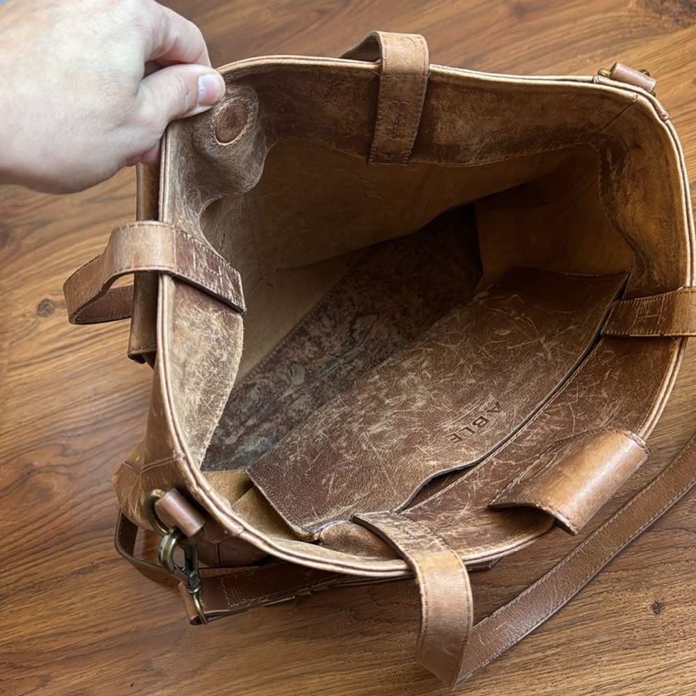 Able Tote - Picture 4 of 9